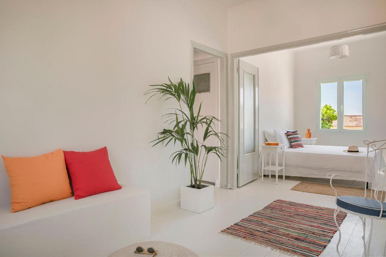 Bohemian Nest - Cheerful 2-Bedroom Villa With Pool Dhavgáta Exterior photo