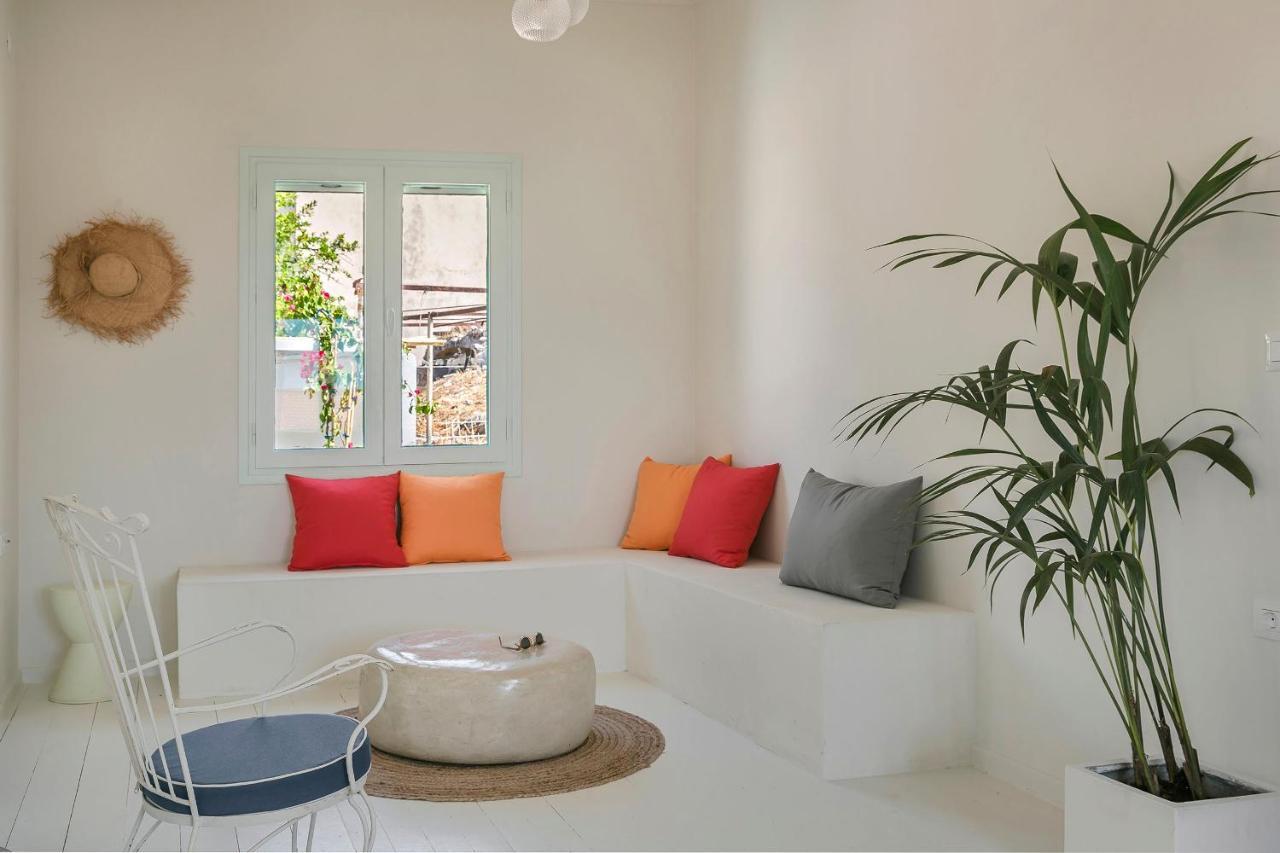 Bohemian Nest - Cheerful 2-Bedroom Villa With Pool Dhavgáta Exterior photo