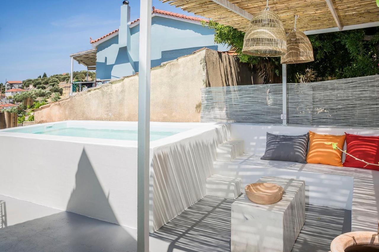 Bohemian Nest - Cheerful 2-Bedroom Villa With Pool Dhavgáta Exterior photo